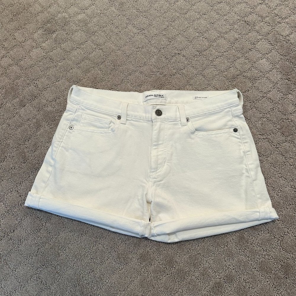 Banana Republic Roll Up Short